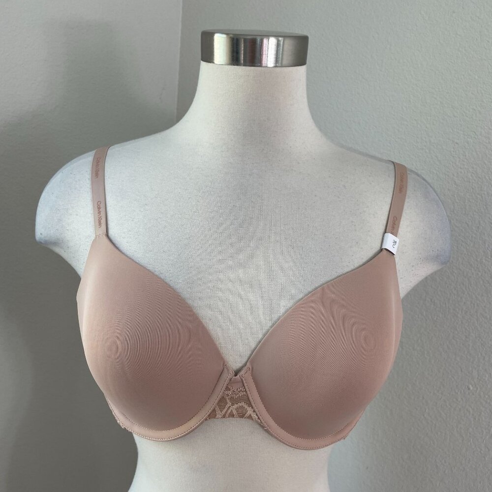NEW‎ Calvin Klein Womens 38C Lightly Lined Lace Bra Nude Pink Underwired